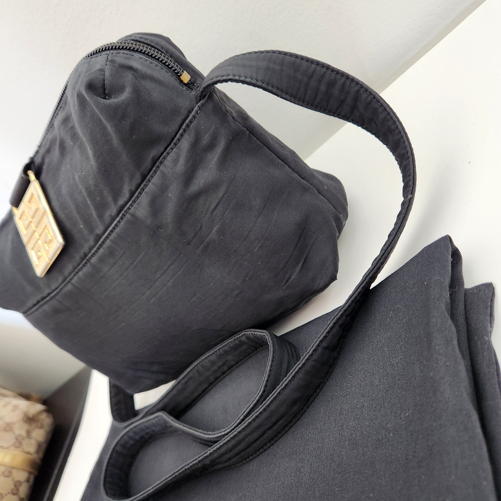 Givenchy Black Crossbody Bag - Picture 4 of 16